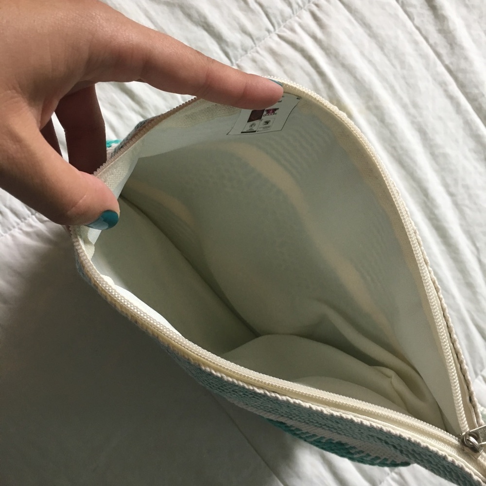 Pouch - Picture 2 of 2
